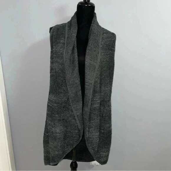 Lucky  Brand Cardigan - Picture 1 of 7